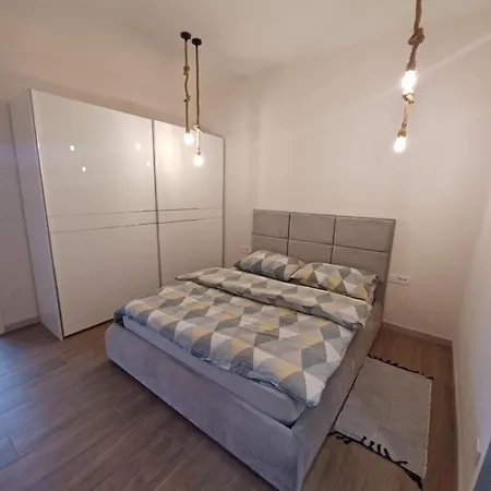 Apartman Franko Izimje Exterior photo